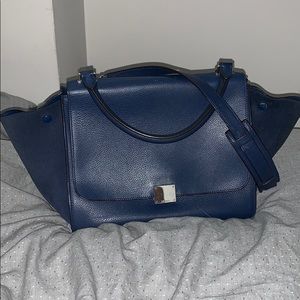 Celine Trapeze